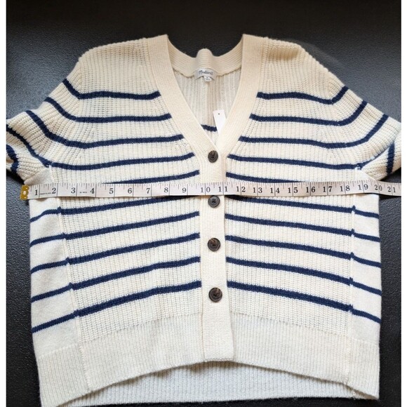 Madewell Soft Wool V-Neck Cardigan Sweater in Stripe Cashmere Classic Medium - Picture 5 of 11